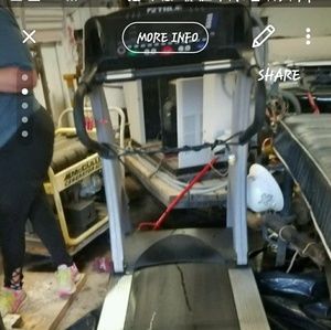 Commercial treadmill
